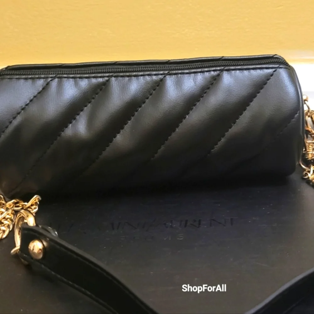 Yves Saint Laurent - Picture 6 of 16